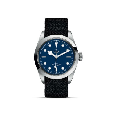 Montre TUDOR Black Bay 41 boîtier en acier 41 mm, bracelet en tissu noir