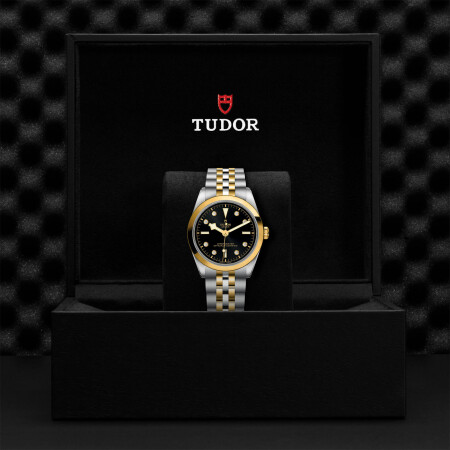 TUDOR Black Bay 36 S&G watch, 36 mm steel case, Steel and yellow gold bracelet