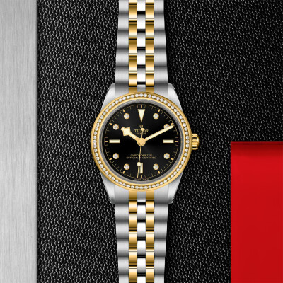 TUDOR Black Bay 39 S&G watch, 39 mm steel case, Steel and yellow gold bracelet