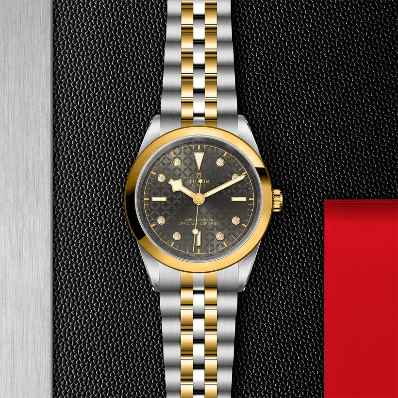 TUDOR Black Bay 41 S&G watch,41 mm steel case, steel and yellow gold bracelet