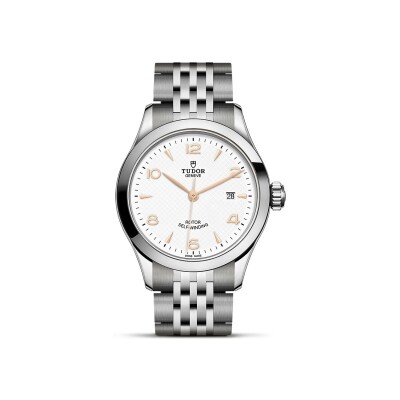 TUDOR 1926 watch, 28 mm steel case, light-coloured dial