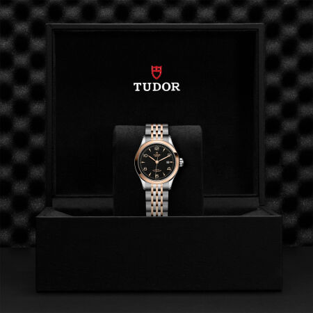 TUDOR 1926 watch, 28 mm steel case, pink gold bezel