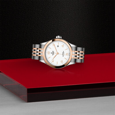 TUDOR 1926 watch, 28 mm steel case, pink gold bezel