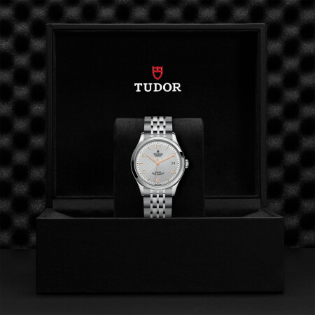 TUDOR 1926 watch, 36 mm steel case, silver dial