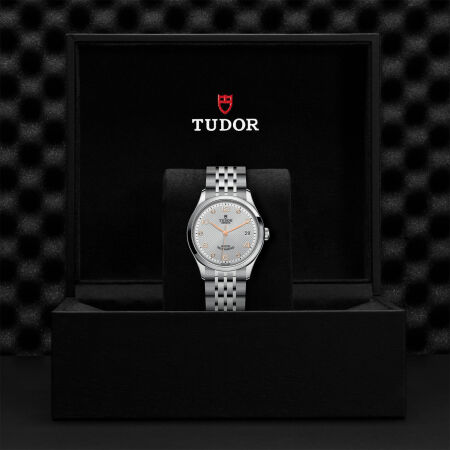 TUDOR 1926 watch, 36 mm steel case, diamond-set dial