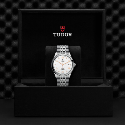 Montre TUDOR 1926 boîtier en acier 39 mm, cadran blanc serti de diamants