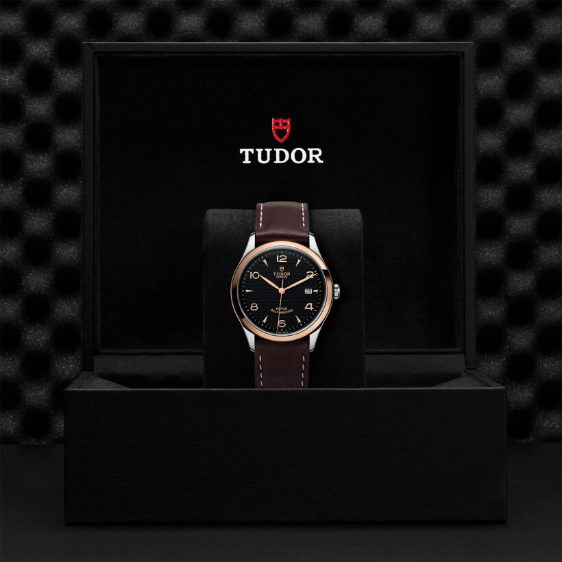 Montre TUDOR 1926 boîtier en acier 39 mm, lunette en or rose