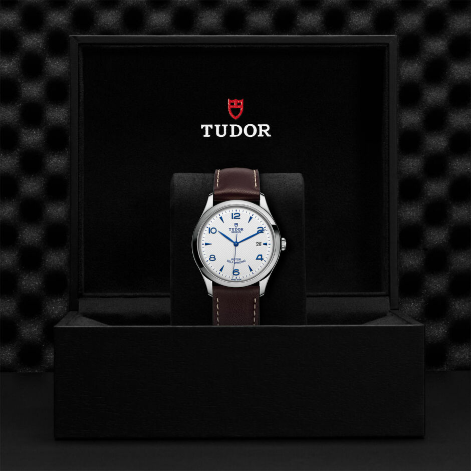 Montre TUDOR 1926 boîtier en acier 41 mm, cadran opalin et bleu