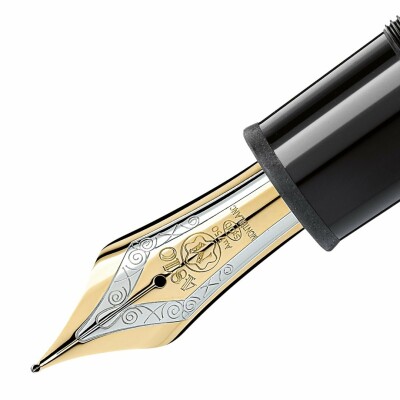 Montblanc Meisterstück 149 gold fountain pen