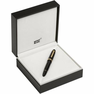 Montblanc Meisterstück 149 gold fountain pen