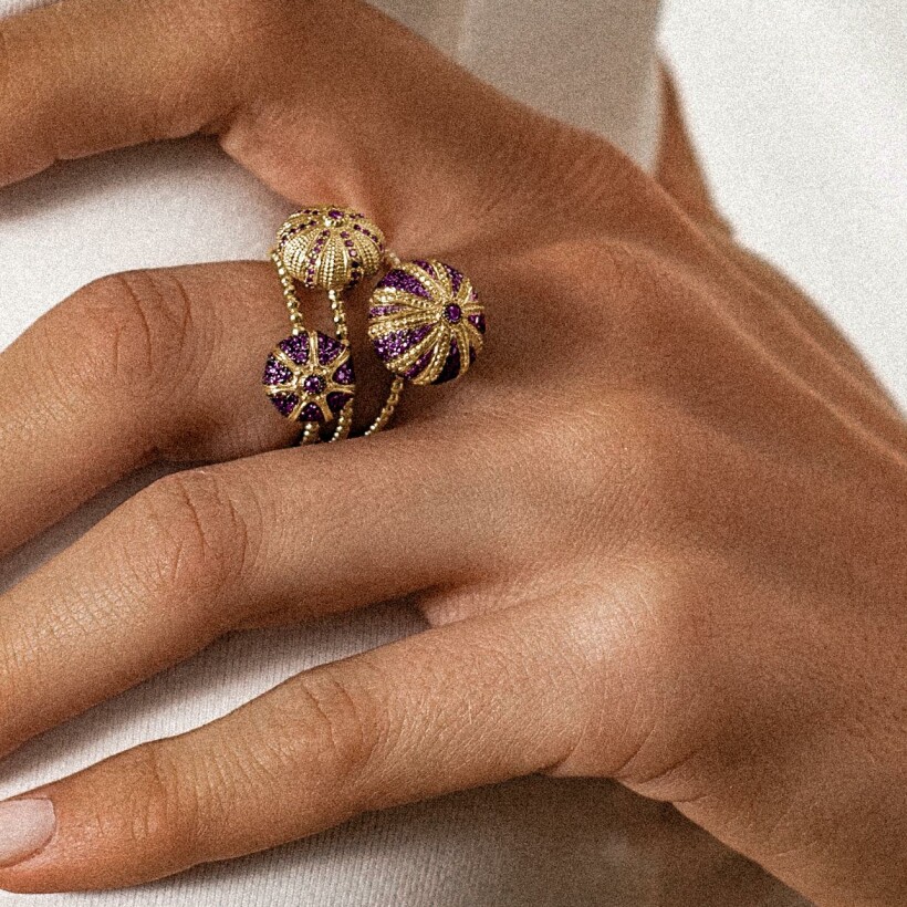 Maria Battaglia Acqua sea urchin tanzanites ring, small model, yellow gold and diamonds