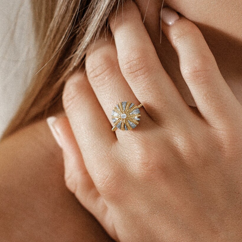 Maria Battaglia Acqua sea urchin ring, medium model, yellow gold and diamonds