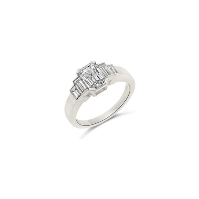 Bague Vaneste Vendome en or blanc et diamants