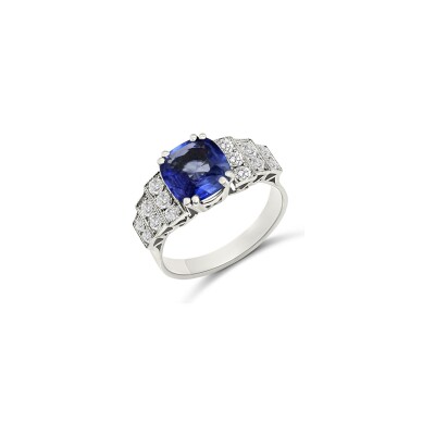 Bague Vaneste en or blanc, diamants et saphirs
