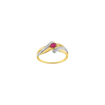 Bague en or jaune, or blanc, rubis et diamants