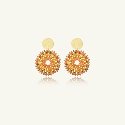 Boucles d'oreilles Sàntibé Bijoux Mini Andes en laiton, métal doré et perles beige