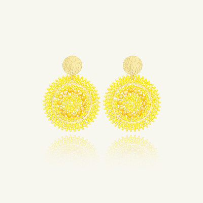 Boucles d'oreilles Sàntibé Bijoux Mini Espagnola en laiton, métal doré et perles jaune