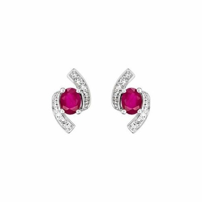 Boucles d'oreilles en or blanc et diamants de 0.012ct