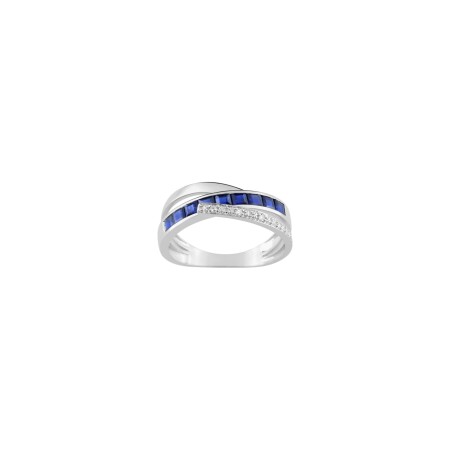 Bague en or blanc, saphirs et diamants