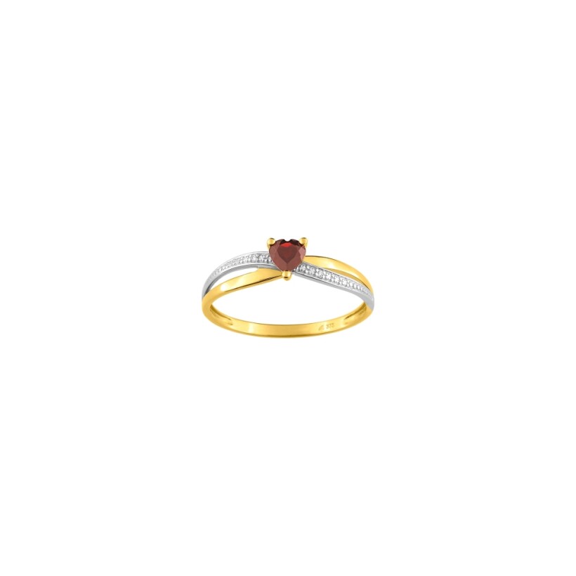 Bague en or jaune, rhodium, rubis et diamants