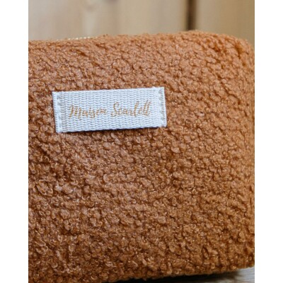 Trousse de toilette Maison Scarlett Charlotte S en tissu moumoute - Camel