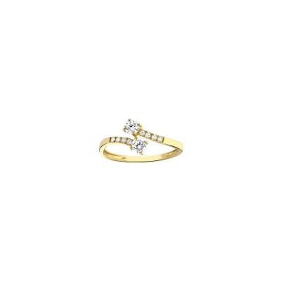 Bague en or jaune et oxyde de zirconium