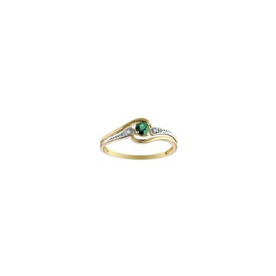 Bague en or jaune, or blanc, émeraude et oxyde de zirconium