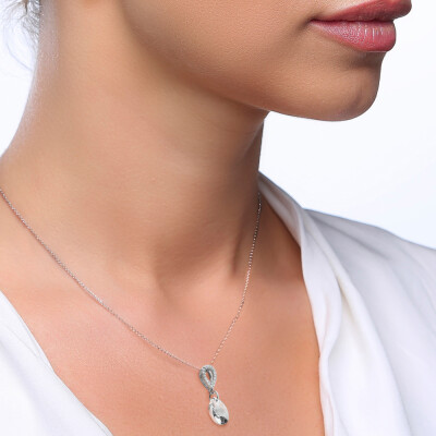 Collier Spark Pear Drop en argent plaqué platine et cristaux