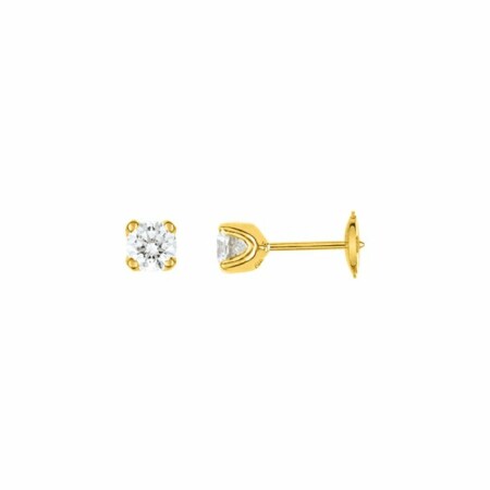 Boucles d'oreilles clous en or jaune et diamants