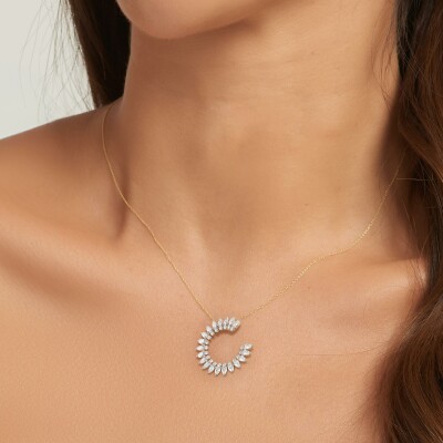 Doux Moon pendant in white gold and diamonds