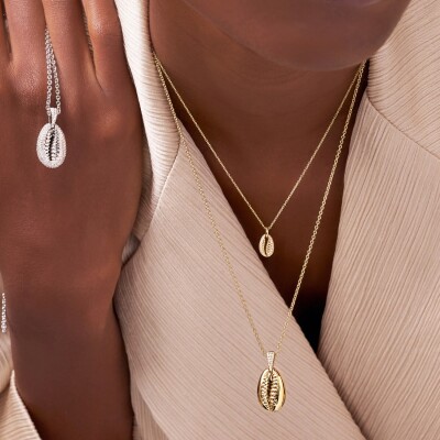 Collier Baby Cauris en or jaune pavé diamants