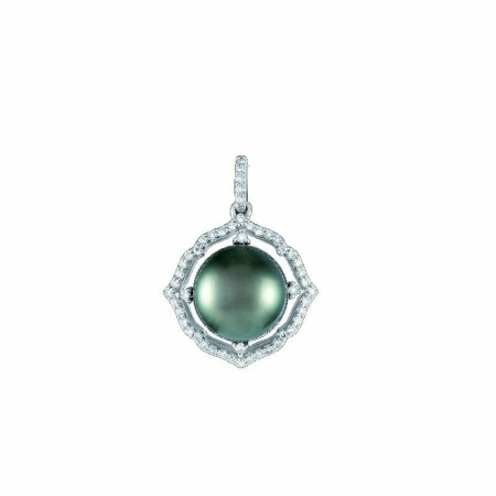 Pendentif en or blanc, perle de Tahiti et diamants