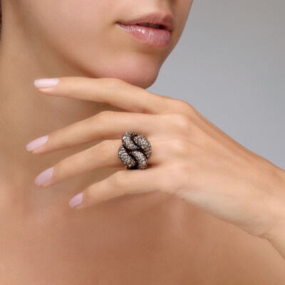 Bague Pomellato Catene en or rose, argent bruni et diamants bruns