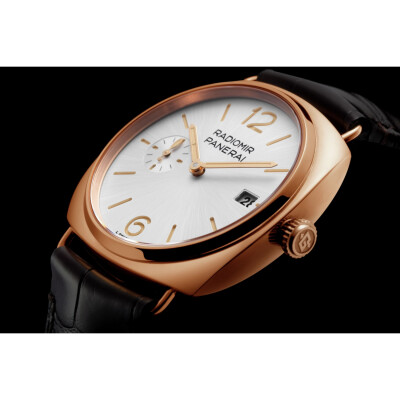 Panerai Radiomir Quaranta Goldtech watch