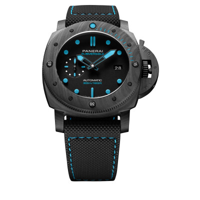 Panerai Submersible Carbotech watch