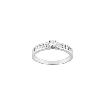 Bague en or blanc et diamant, 0.10ct