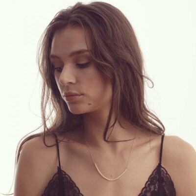 Collier Claverin Mini Rock My Pearls en or jaune et perles blanches