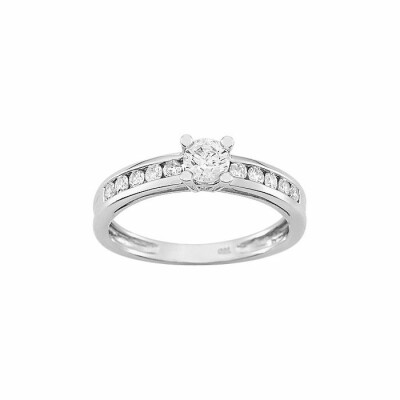 Solitaire accompagné en or blanc et diamants de 0.4ct