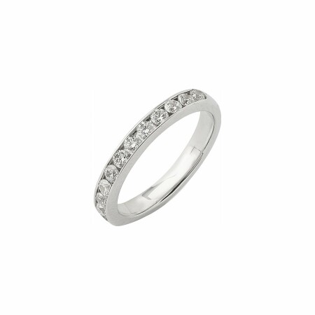 Alliance demi tour en or blanc et diamants de 0.65ct