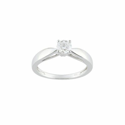 Solitaire en or blanc et diamant