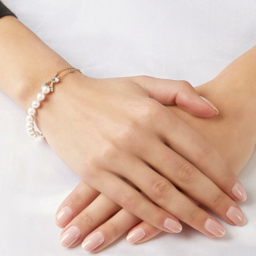 Bracelet Yoko London Sleek en or rose, perle Akoya japonaise et diamants