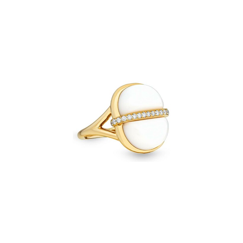 Bague MARCELINE Amrita en or jaune, céramique blanche et diamants, taille 52