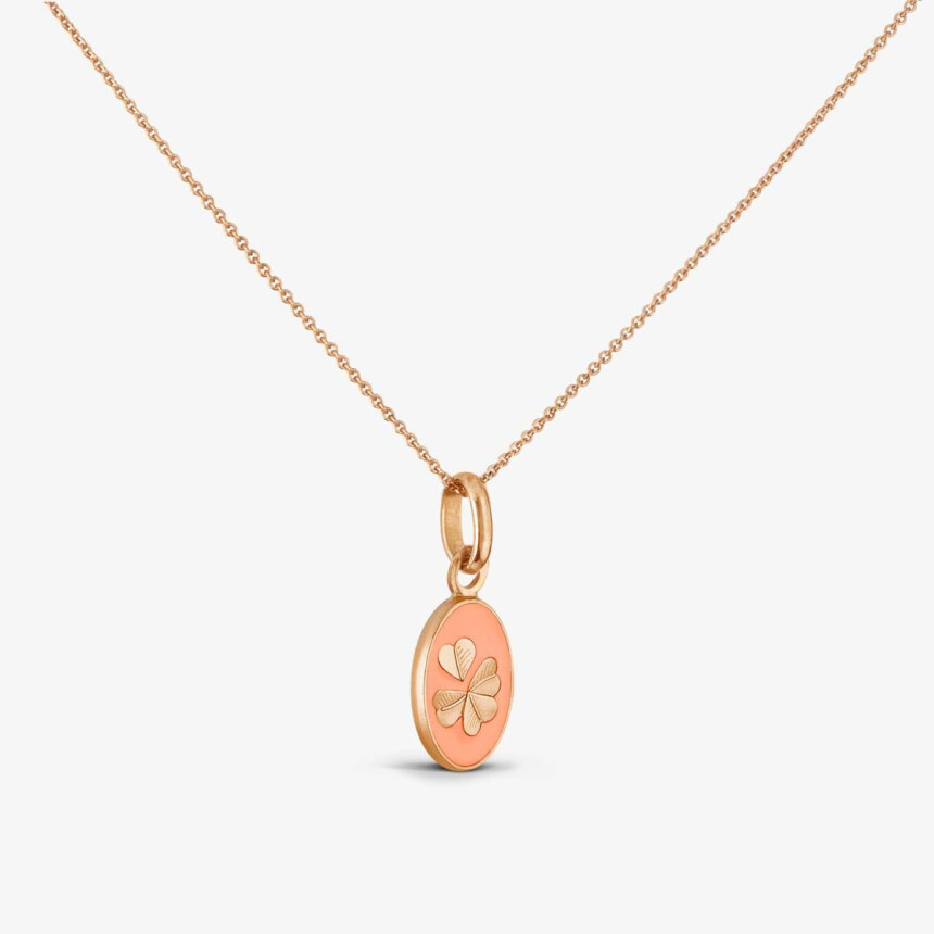 Arthus Bertrand clover medal, polished rose gold, pink lacquer