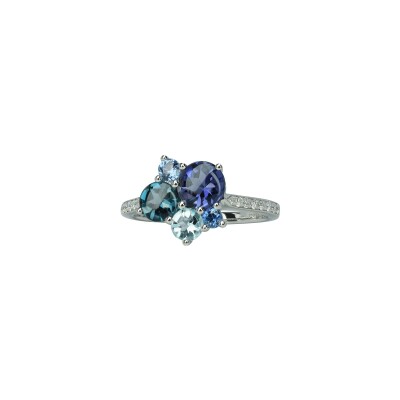 Bague Isabelle Langlois Pointilliste en or blanc, iolite, topaze bleue london, topaze, saphir et diamants