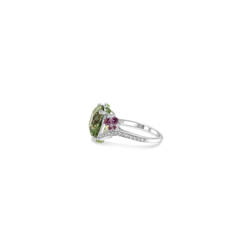 Bague Vaneste en or blanc, quartz, tsavorite et saphir