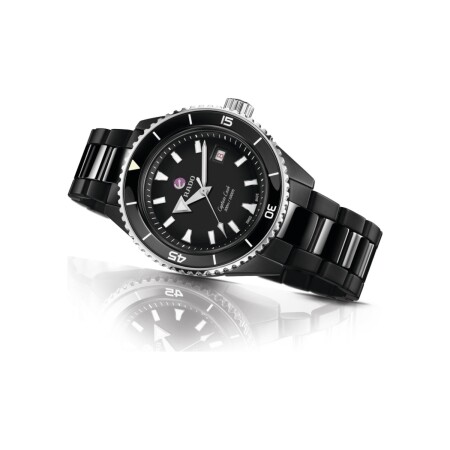 Montre RADO Captain Cook High-Tech Ceramic Diver R32129152