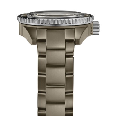 Montre RADO Captain Cook High-Tech Ceramic Diver R32130312