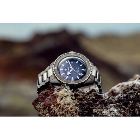 Montre RADO Captain Cook High-Tech Ceramic Diver R32144202