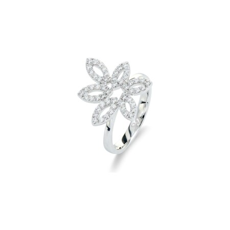 Bague Doux Marquise en or blanc et diamants