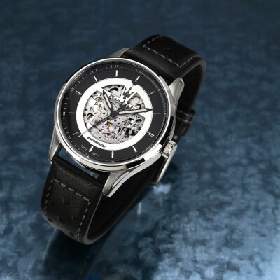 Montre Maserati Sorpasso R8821124004